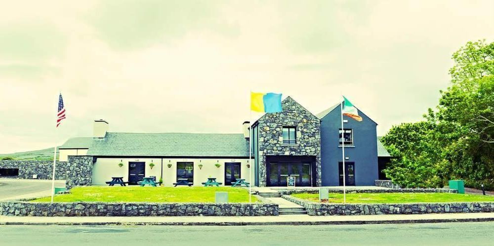 Burren Atlantic Hotel & Holiday Cottages 발리바우한 외부 사진