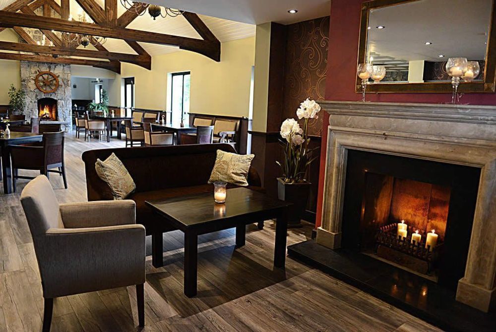 Burren Atlantic Hotel & Holiday Cottages 발리바우한 외부 사진