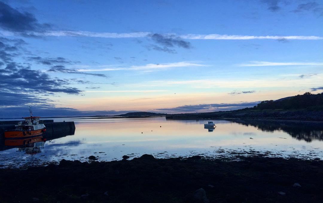 Burren Atlantic Hotel & Holiday Cottages 발리바우한 외부 사진
